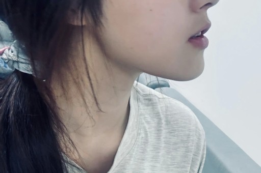 著名男星塌房！好友邀约保健聊天不堪入目全网心疼未婚妻